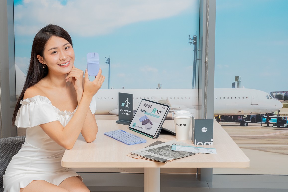 滑鼠也能摺疊帶著走！Logitech 羅技推出首款 Mobi 無線摺疊滑鼠。（圖／羅技提供）